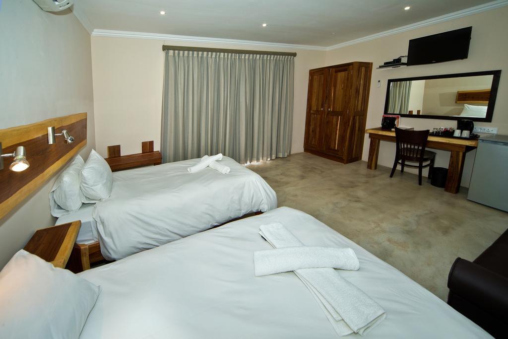 Casa Forno Country Hotel Otjiwarongo Esterno foto